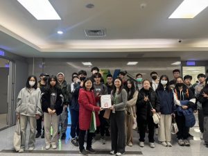 AI學程  2025寒假機器人營隊代表照片
