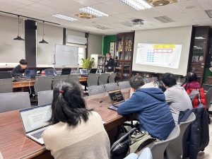 2025-0205 當AI遇到學生學習歷程檔案：生成式機器人的魅力 師生增能研習代表照片